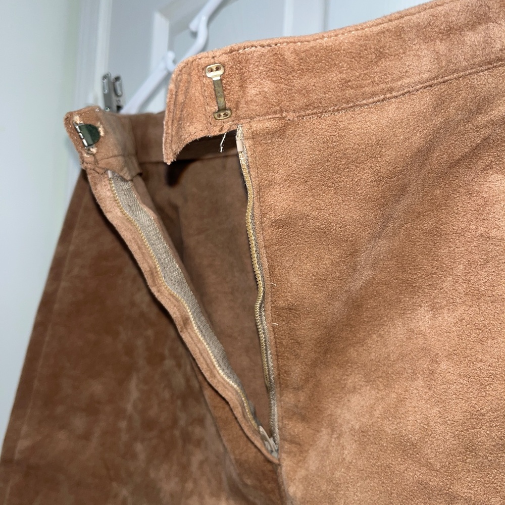 Women's Suede Skirt and Coat 10 - Picture 8 of 16